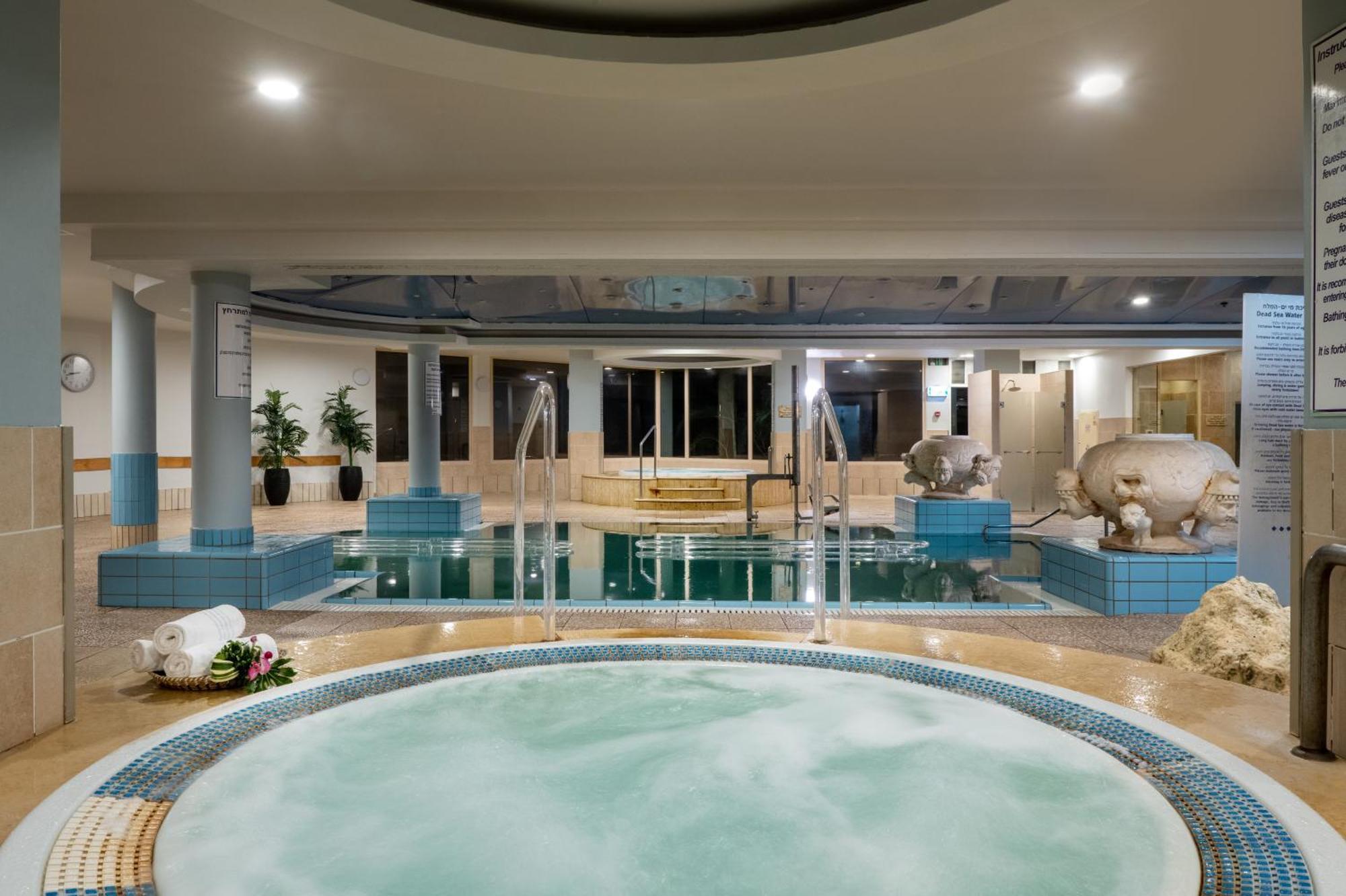 Leonardo Plaza Hotel Dead Sea Неве-Зогар Екстер'єр фото