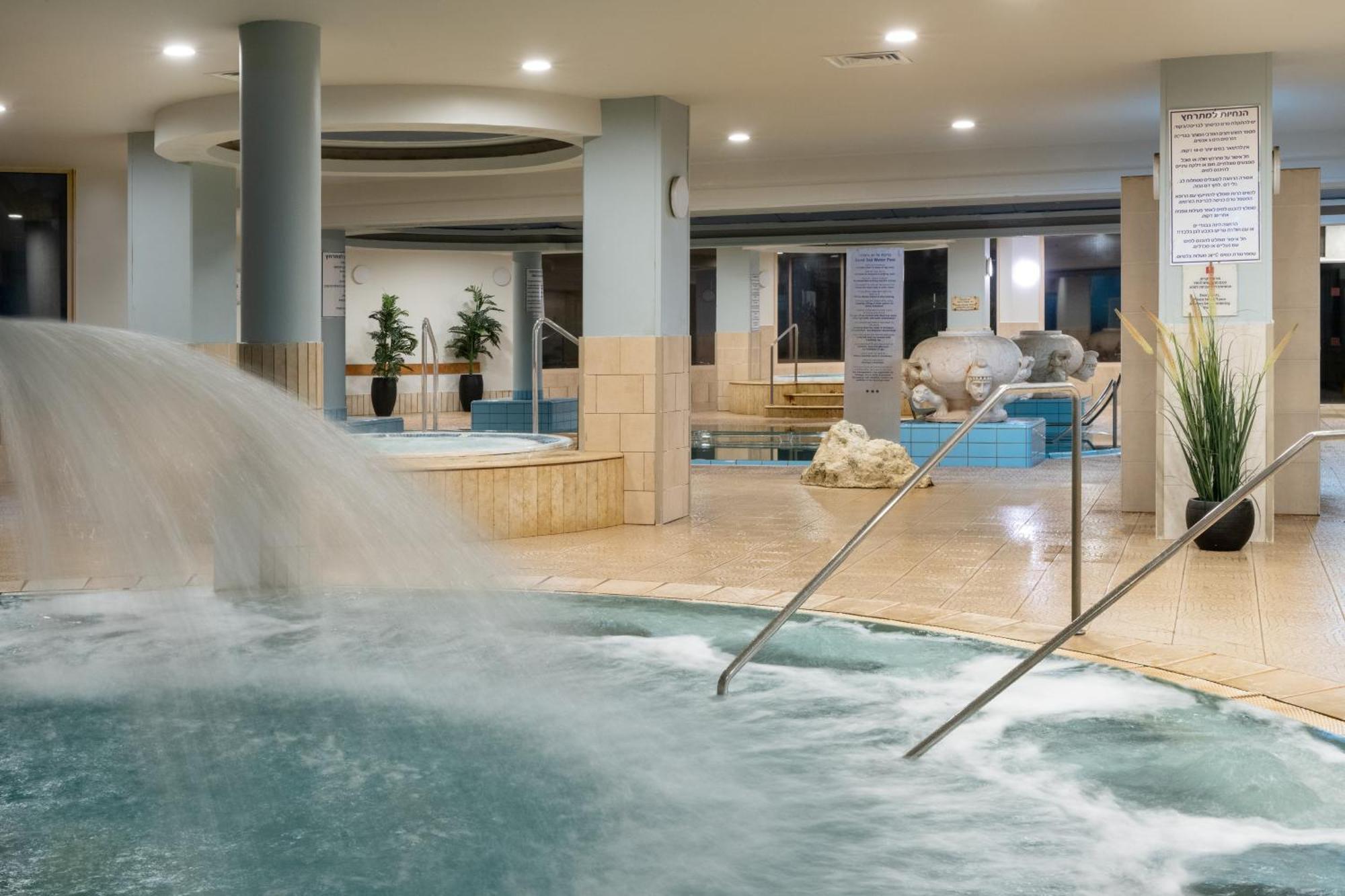 Leonardo Plaza Hotel Dead Sea Неве-Зогар Екстер'єр фото